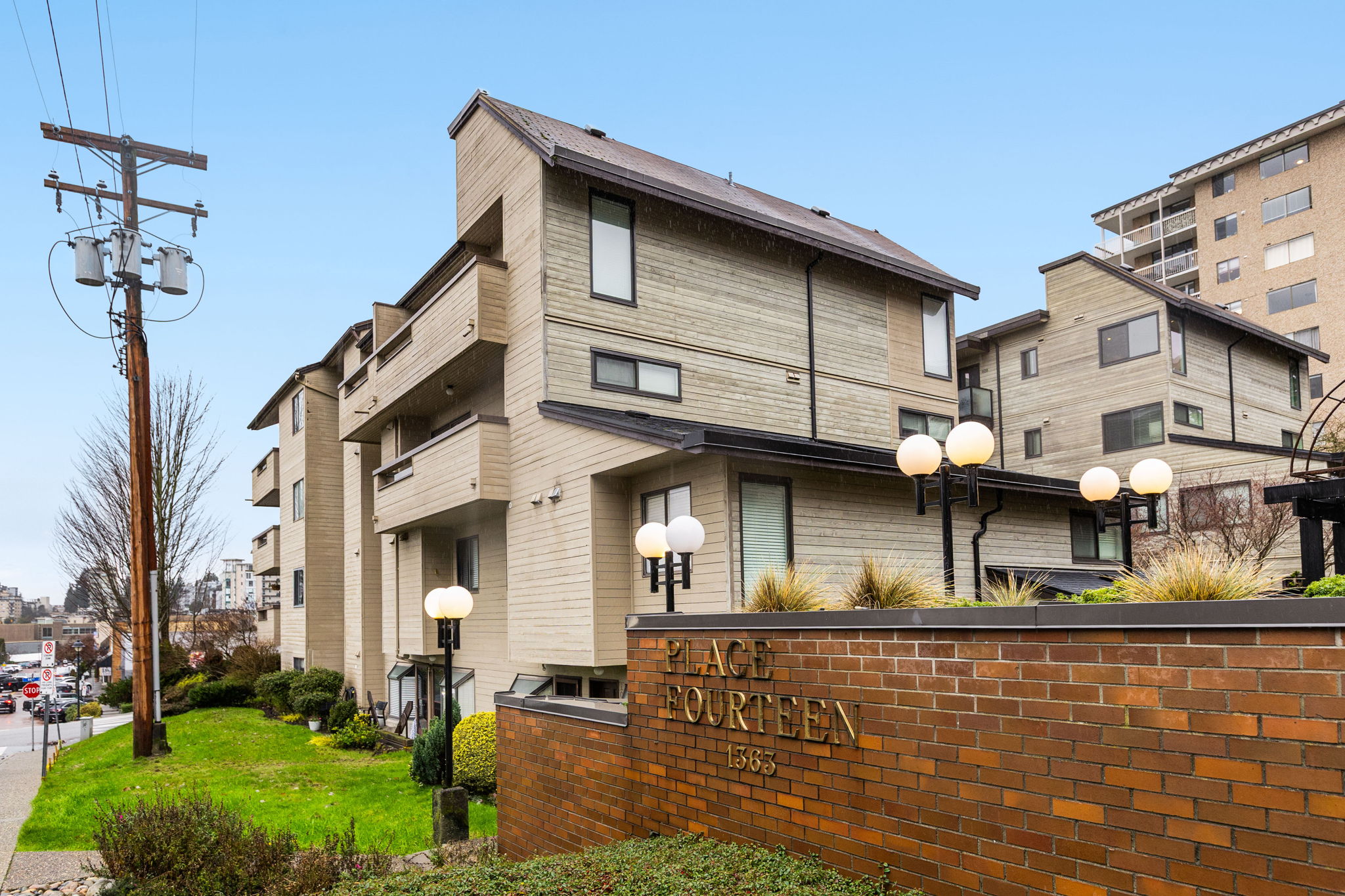 #408 – 1363 Clyde Avenue